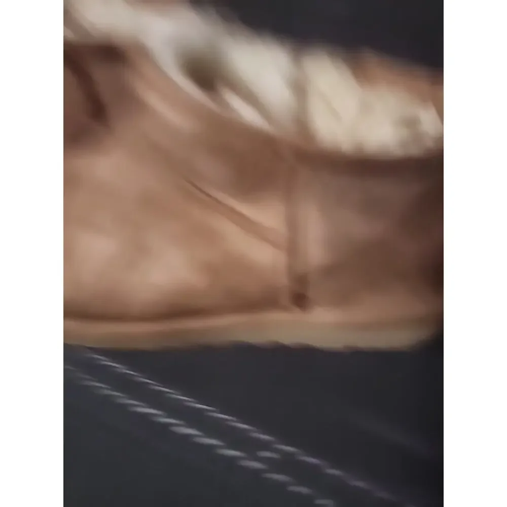 UGG Ultra Mini Classic Boot Chestnut Size 7